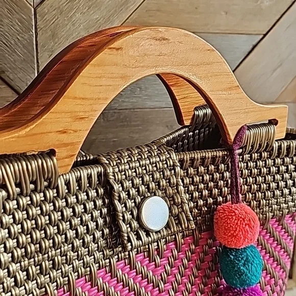 Hand Made Beach Tote Bag - Picture 3 of 9